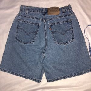 90s Vintage Orange Tab Levi’s Shorts